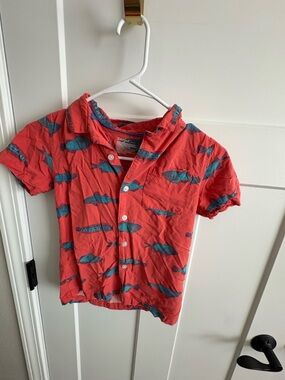 Cat & Jack Toddler Boys' Orange Short Sleeve Fish Print Button-Up , small 6/7